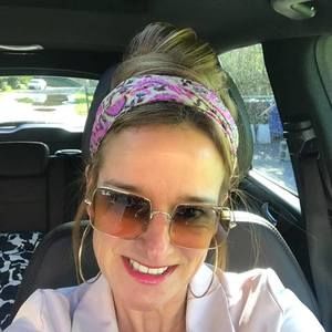 Meet your Posher, Julie